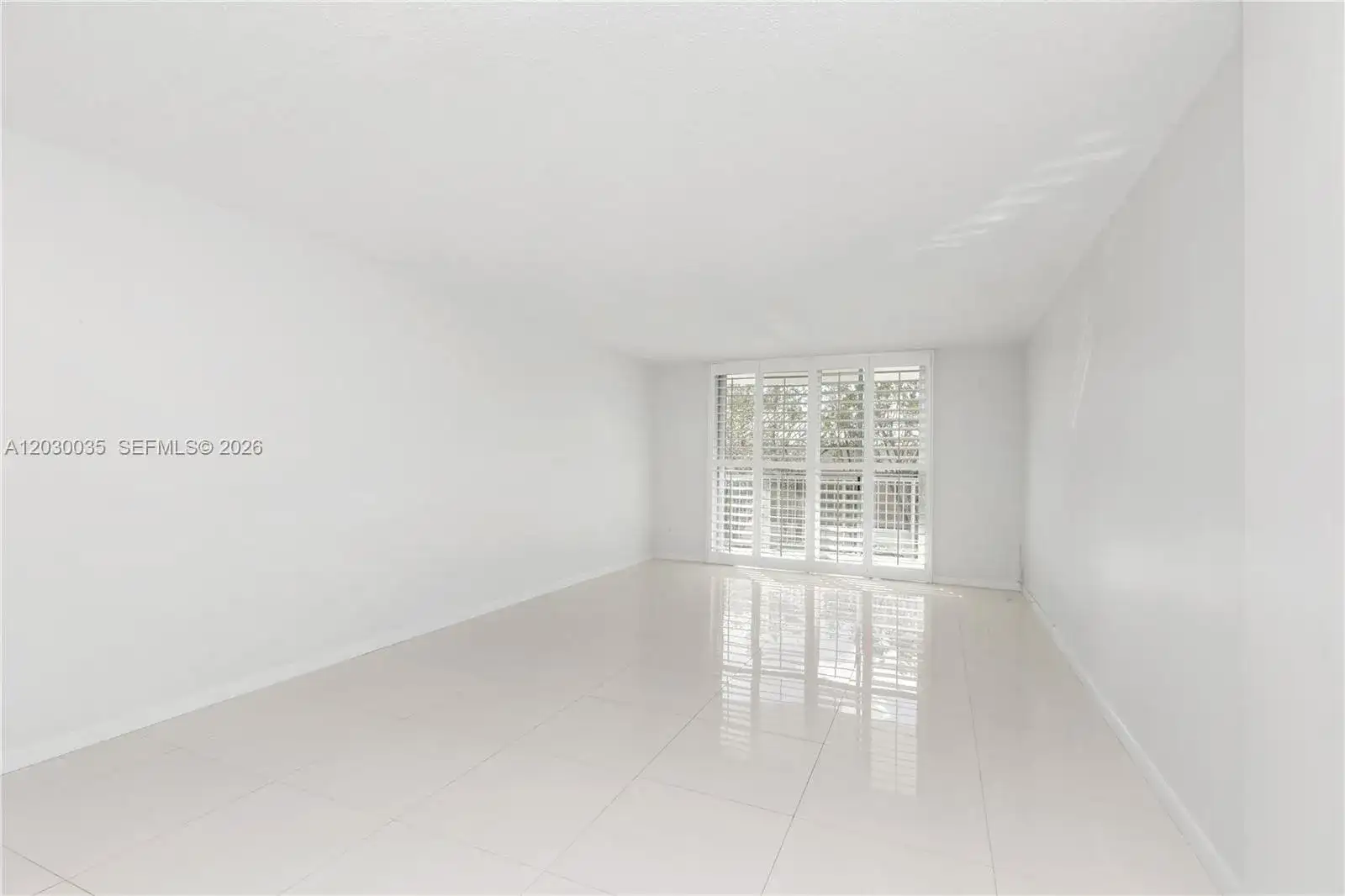 210 Sea View Dr # 207, Key Biscayne FL 33149 photo 2