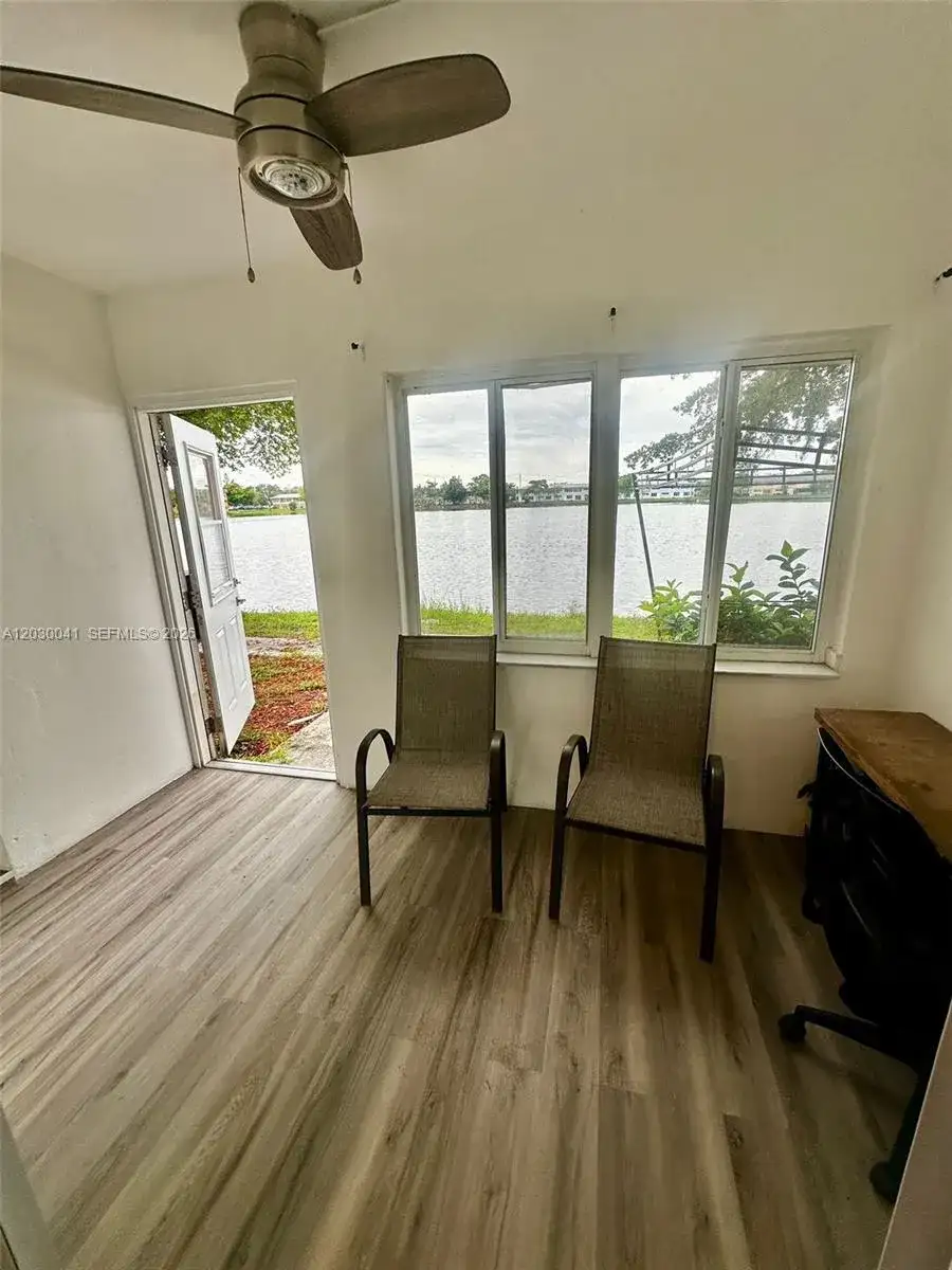 18900 NE 3rd Ct # 509, Miami FL 33179 photo 3