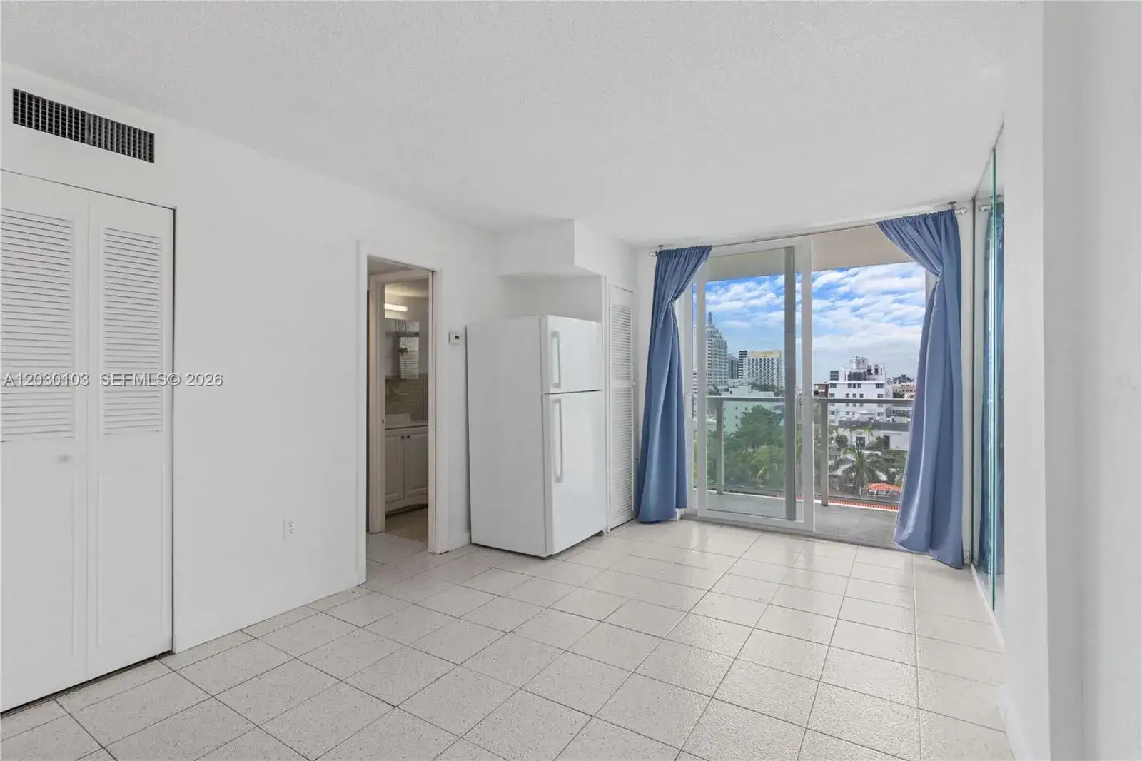 1 bedroom 1 bath Residential for sale at 1750 James Ave # 9C, Miami Beach FL 33139