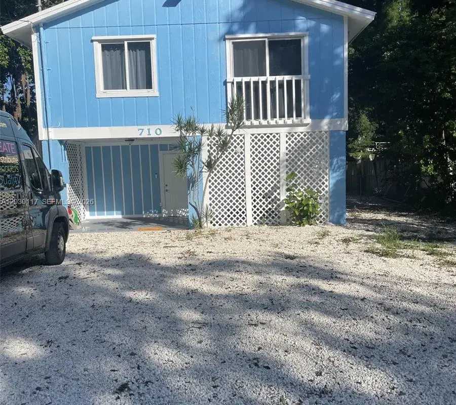 710 Barcelona Rd, Key Largo FL 33037