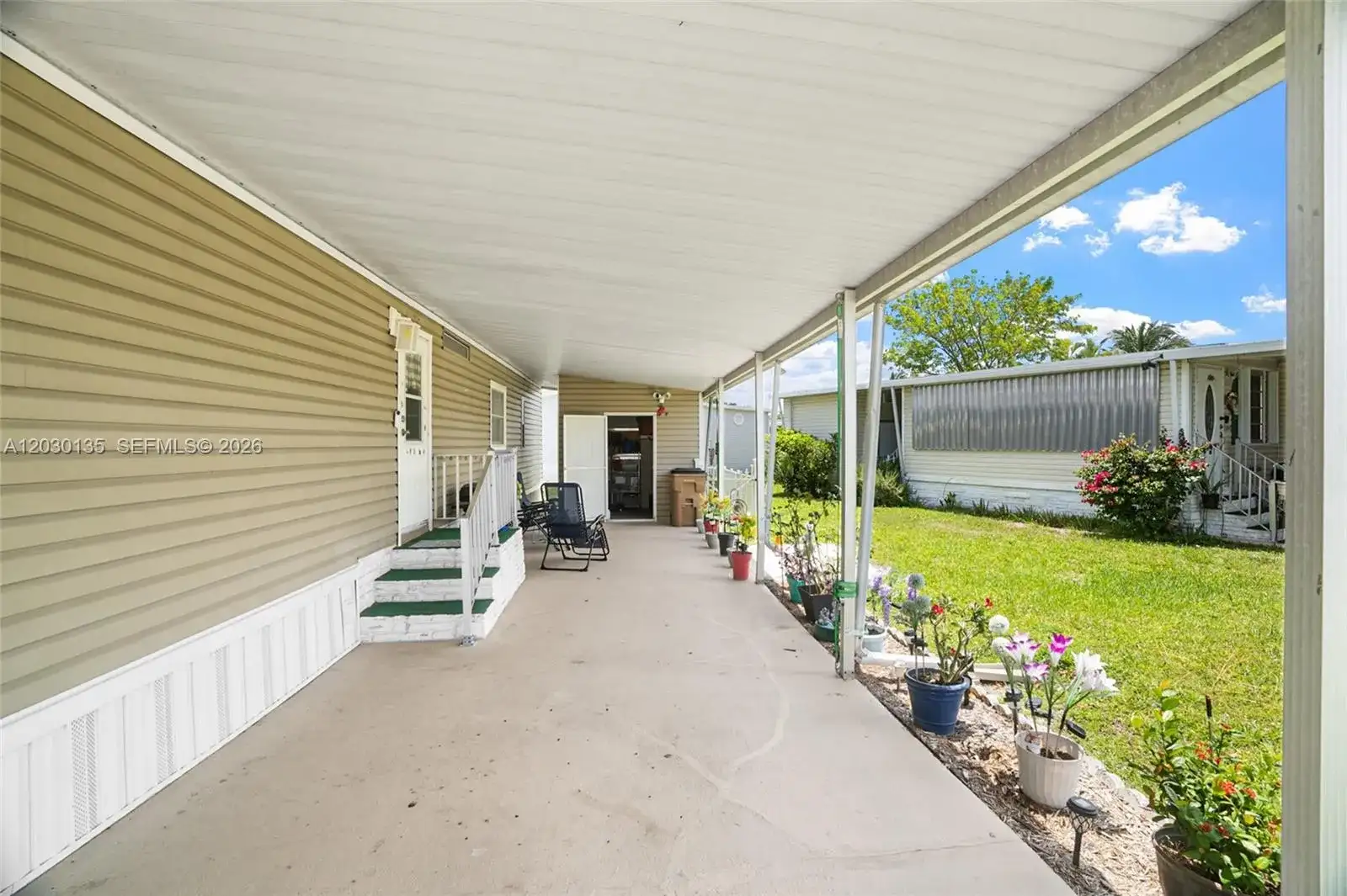 202 NW 52nd Ct, Deerfield Beach FL 33064 photo 4