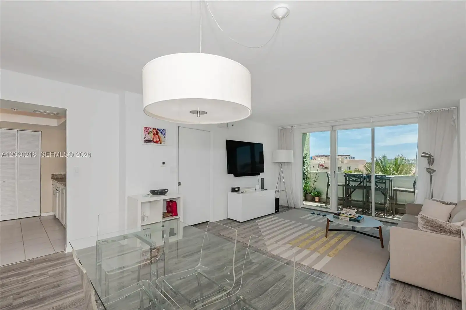 90 Alton Rd # 607, Miami Beach FL 33139 photo 2