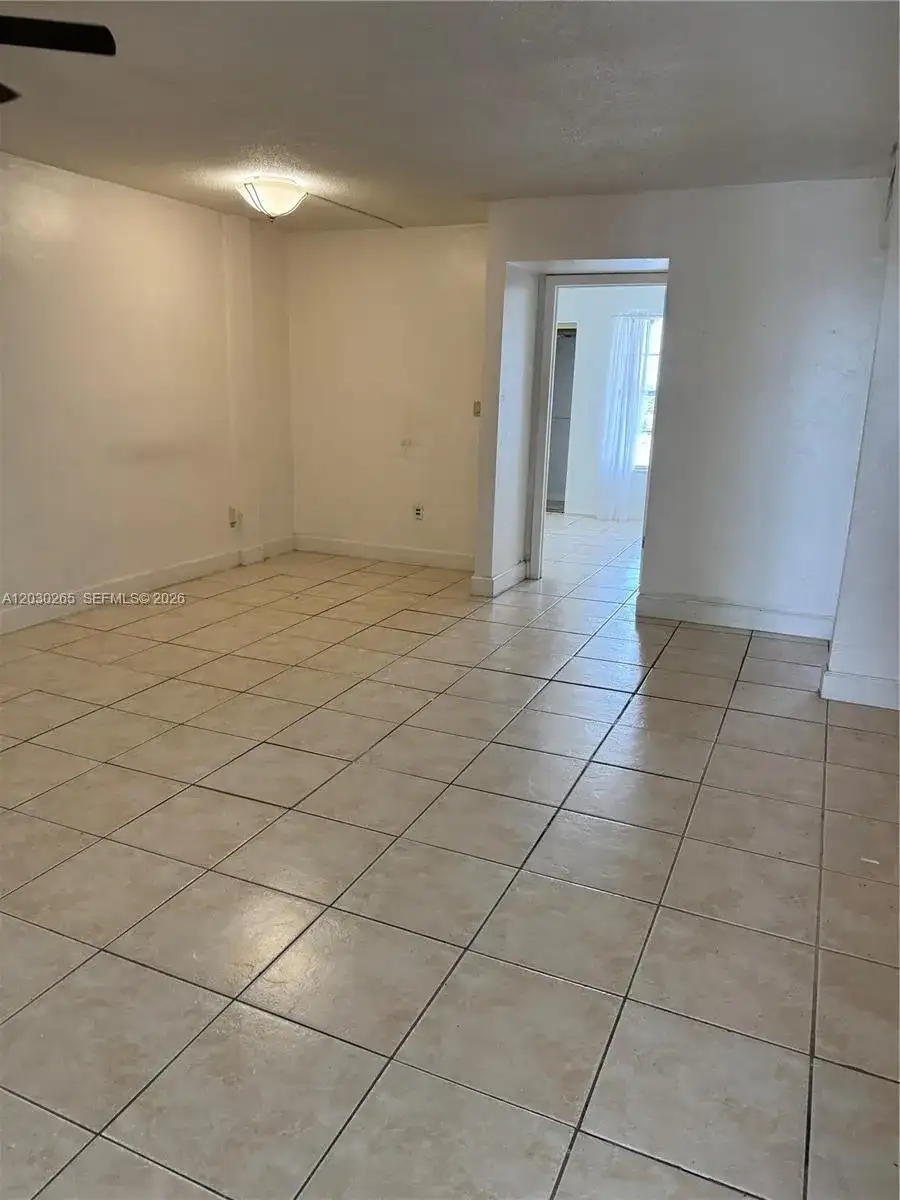 7105 W 13th Ave # 403, Hialeah FL 33014 photo 4