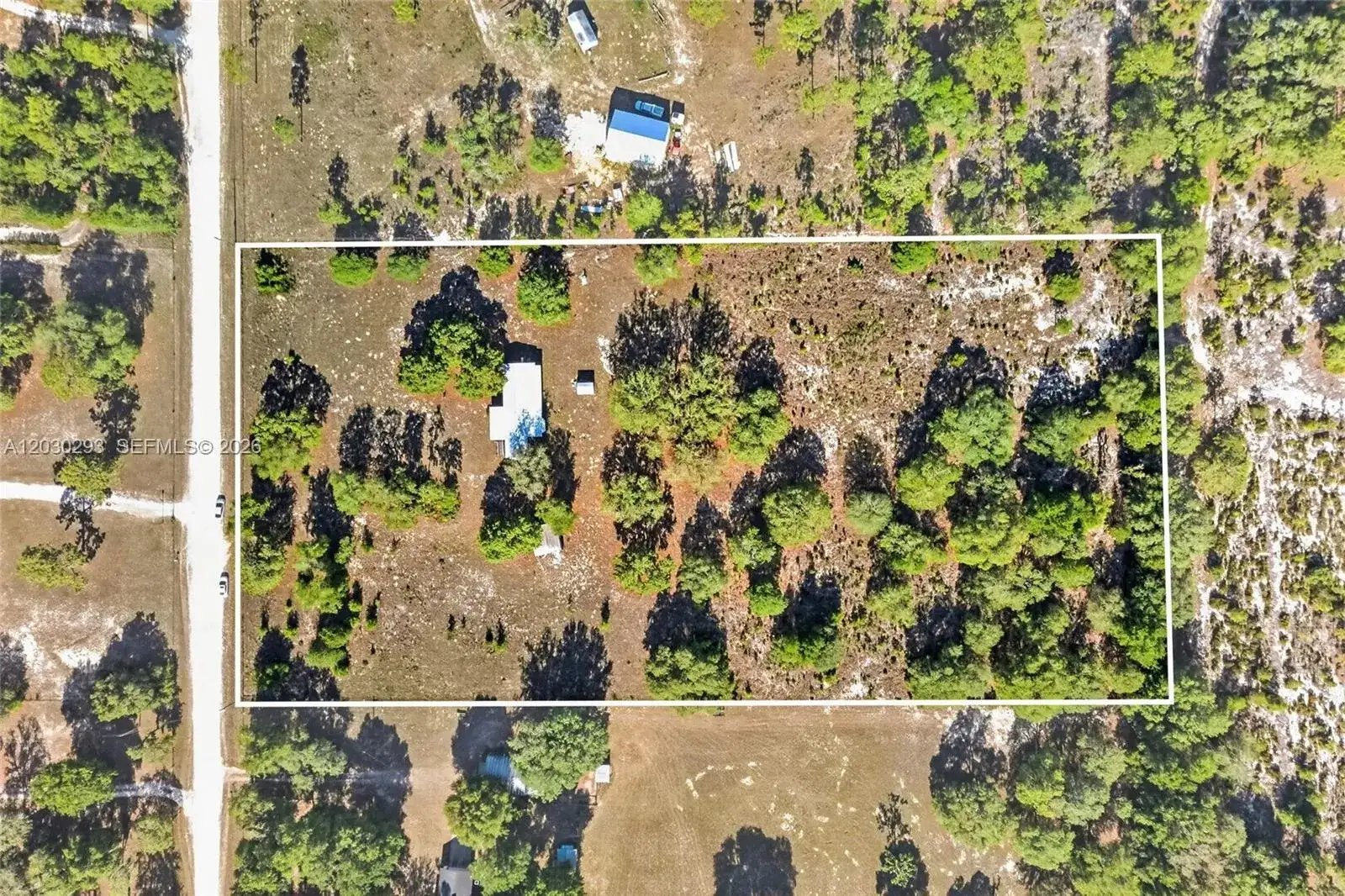 11751 NE 116TH ST, Other City - In The State Of Florida FL 32618 photo 4