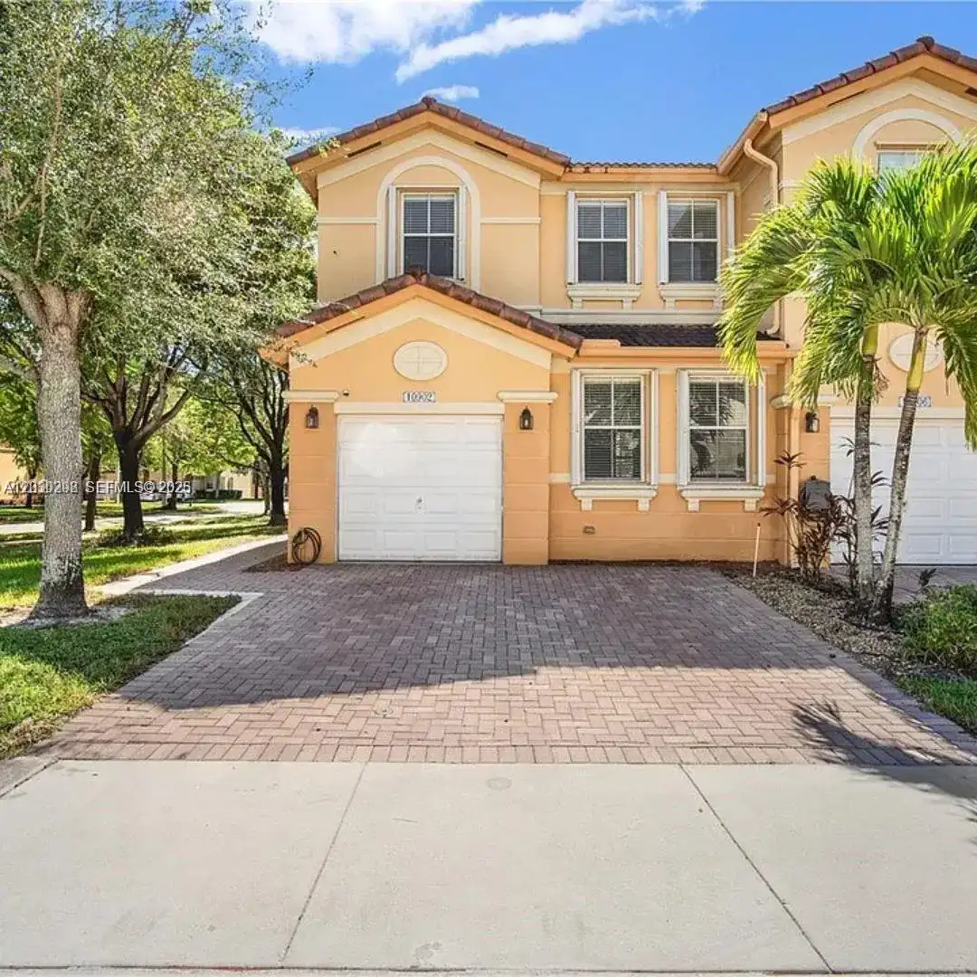 10902 NW 79th St # 10902, Doral FL 33178