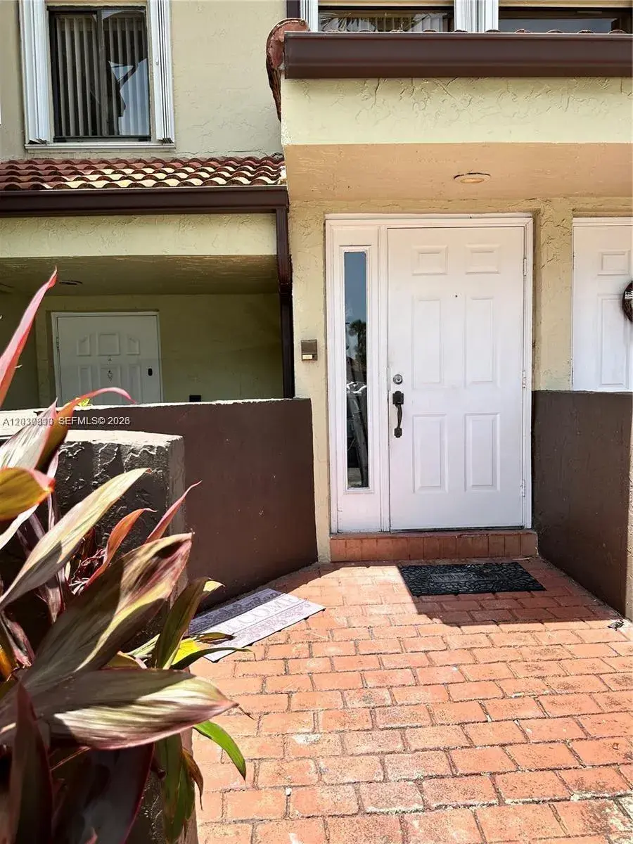 9607 SW 138th Ave, Miami FL 33186
