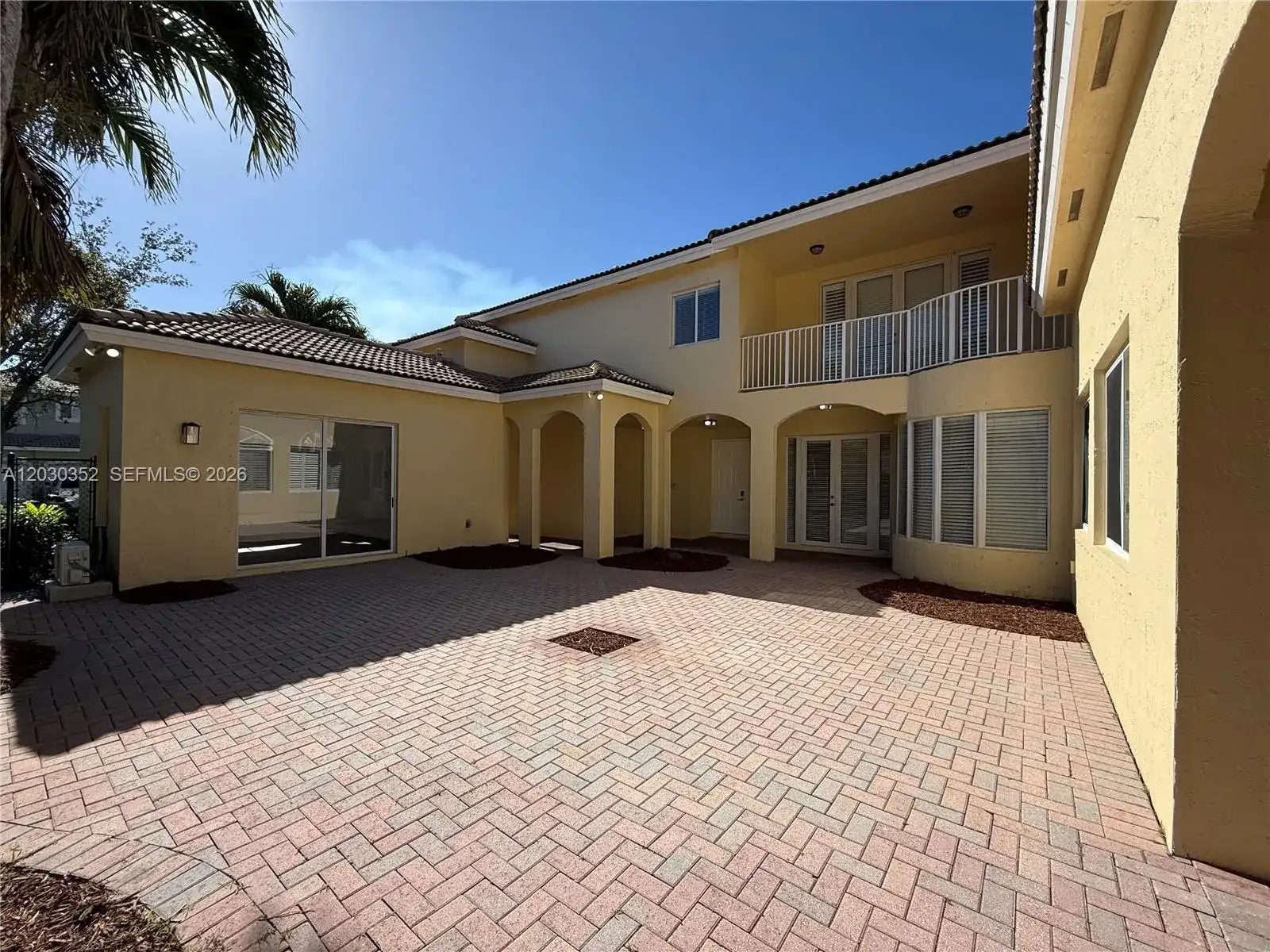 2250 SE 19th Ave, Homestead FL 33035 photo 4
