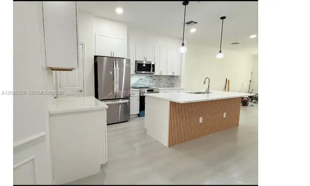 6388 Castelven # 104, Other City - In The State Of Florida FL 32835 photo 2