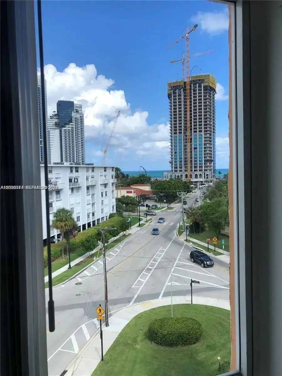 200 178th Dr # 702, Sunny Isles Beach FL 33160 photo 4