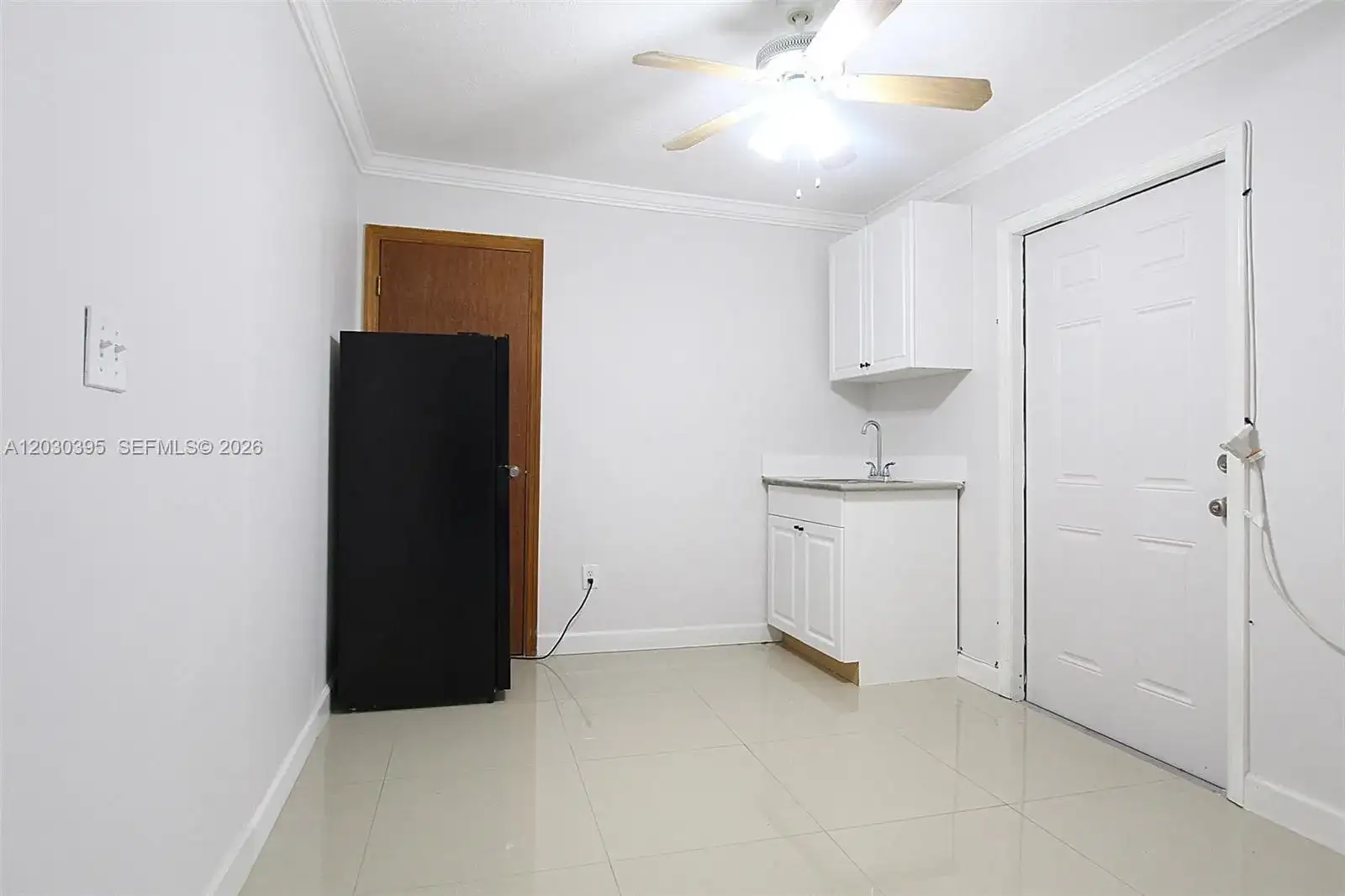 7281 SW 9th St # 2, Miami FL 33144 photo 5