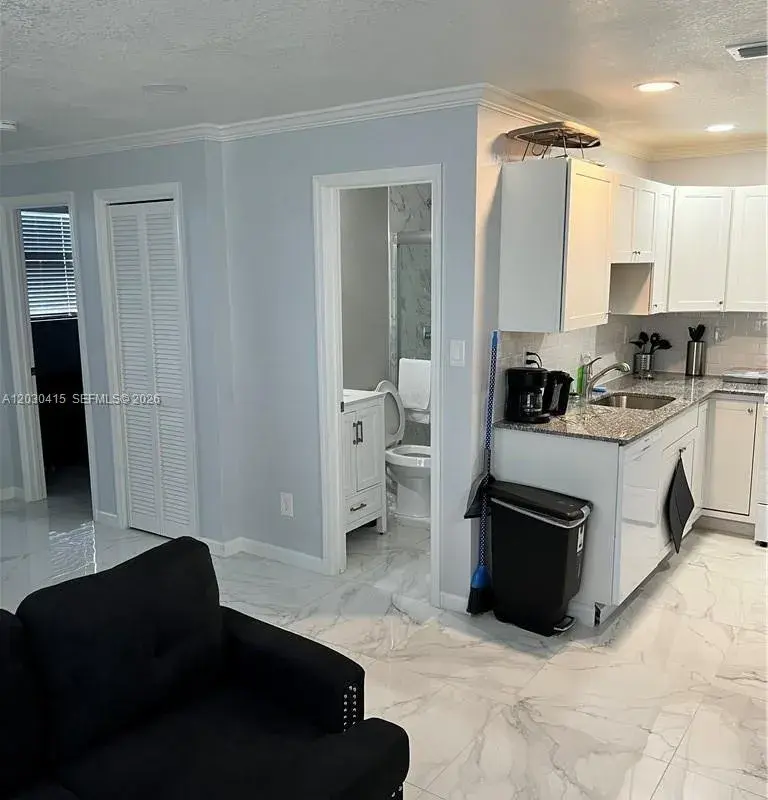 2240 Simms St # 3, Hollywood FL 33020
