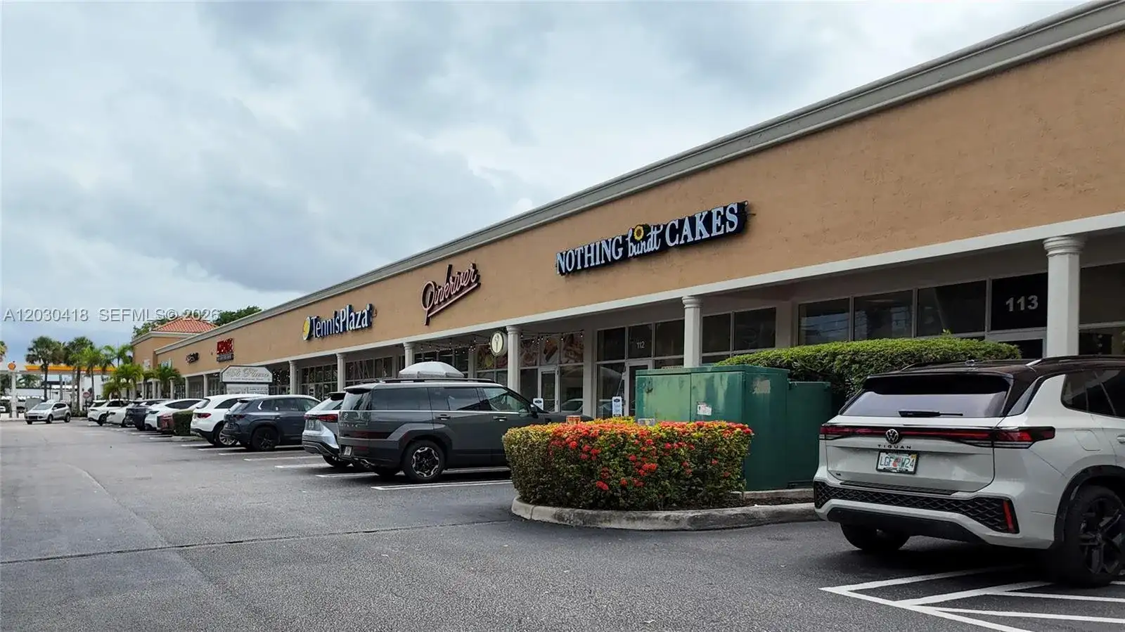 15400 Biscayne Blvd, North Miami FL 33160 photo 3
