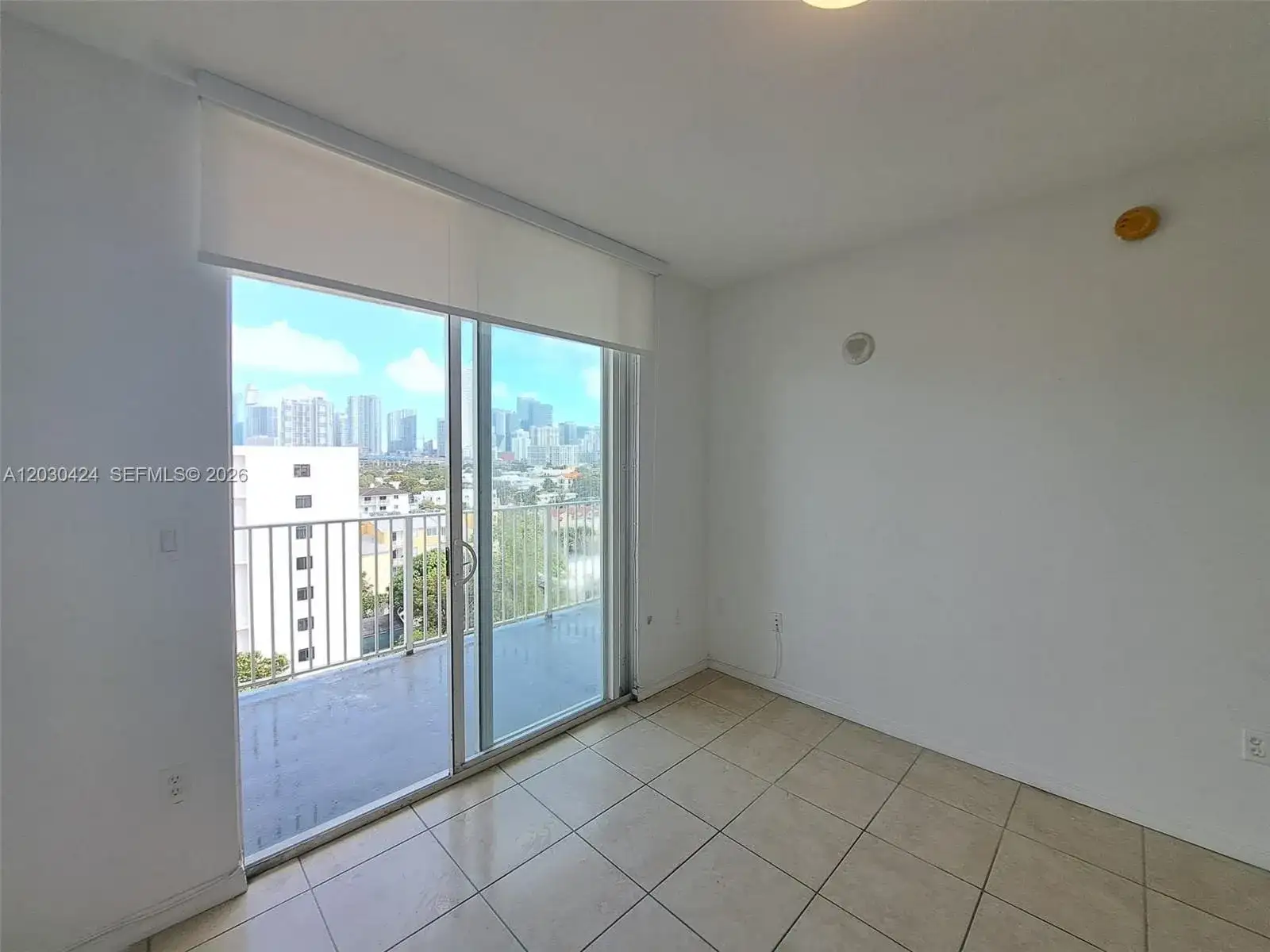 120 SW 8th Ave # 903, Miami FL 33130 photo 2