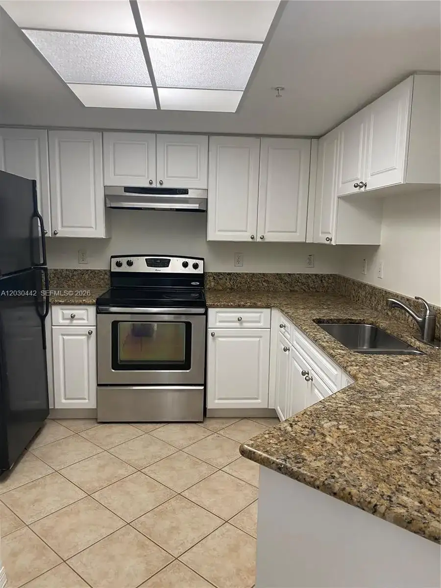 300 N Crestwood Ct N # 310, Royal Palm Beach FL 33411 photo 3
