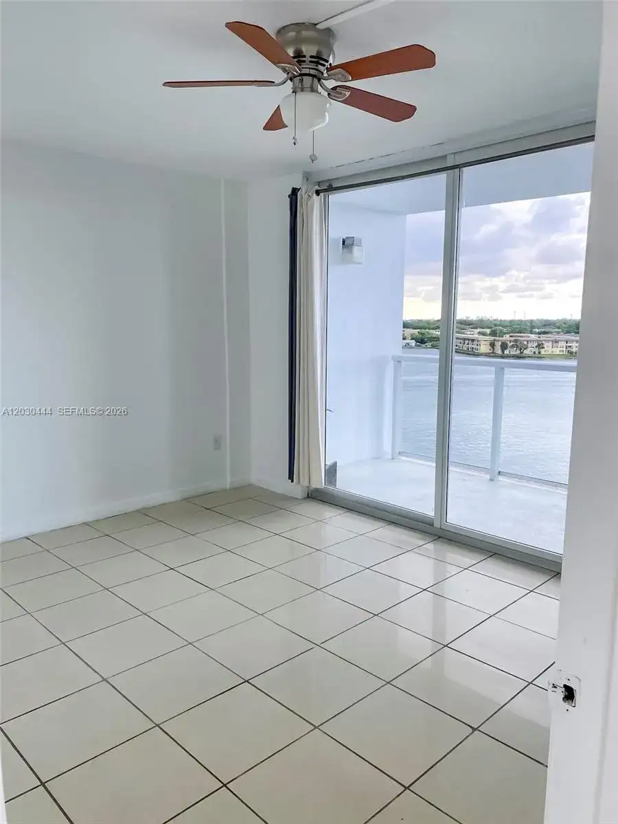 1301 NE Miami Gardens Dr # 702W, Miami FL 33179 photo 3