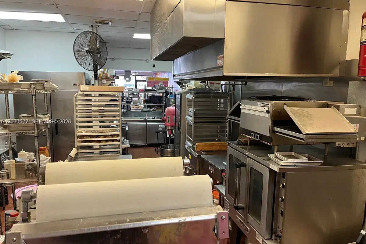 Turnkey Restaurant For Sale In Oakland Park, Oakland Park FL 33334