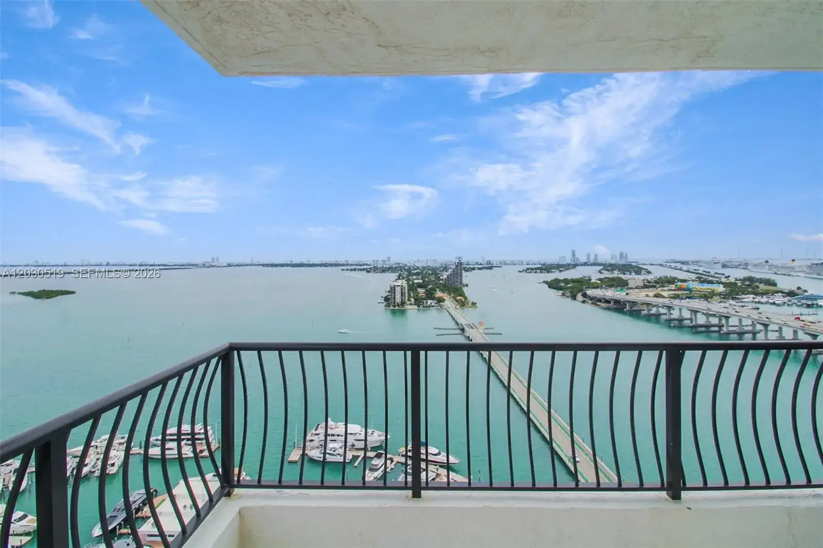 555 NE 15th St # 31C, Miami FL 33132 photo 2