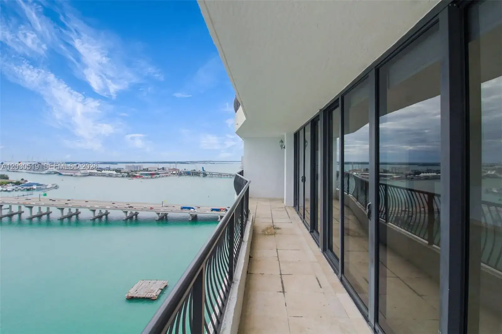 555 NE 15th St # 31C, Miami FL 33132 photo 4