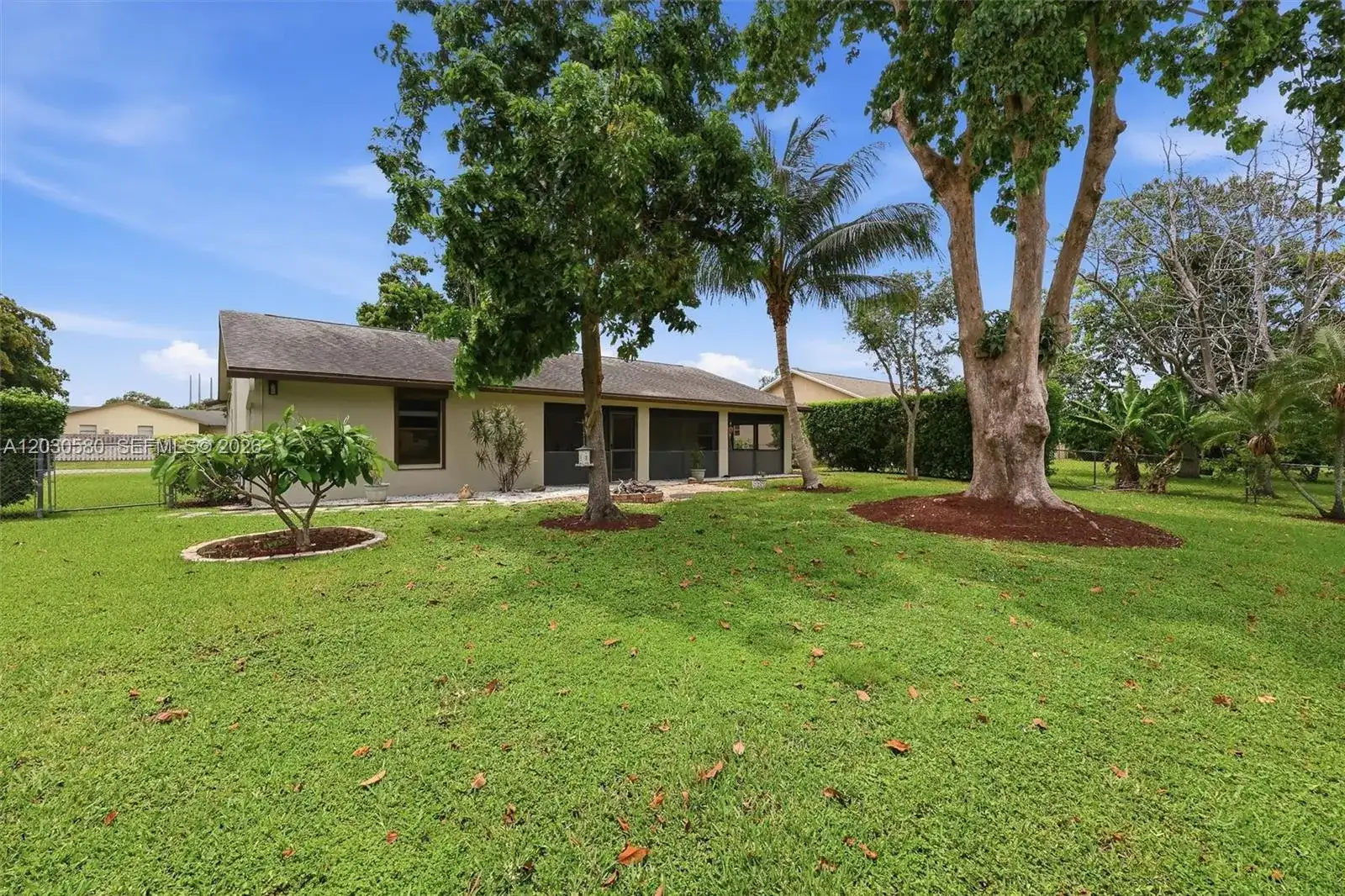 107 Starling Ave, Royal Palm Beach FL 33411 photo 3