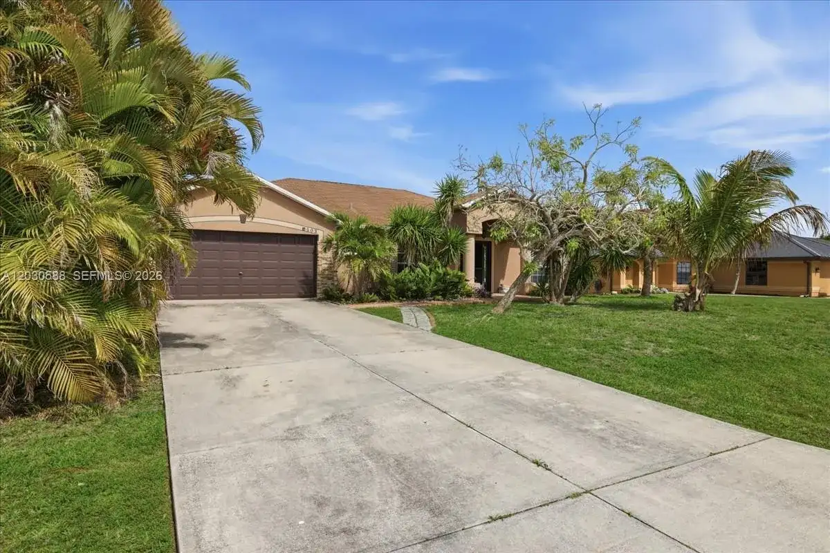 403 SW 28th PL, Cape Coral FL 33991 photo 2