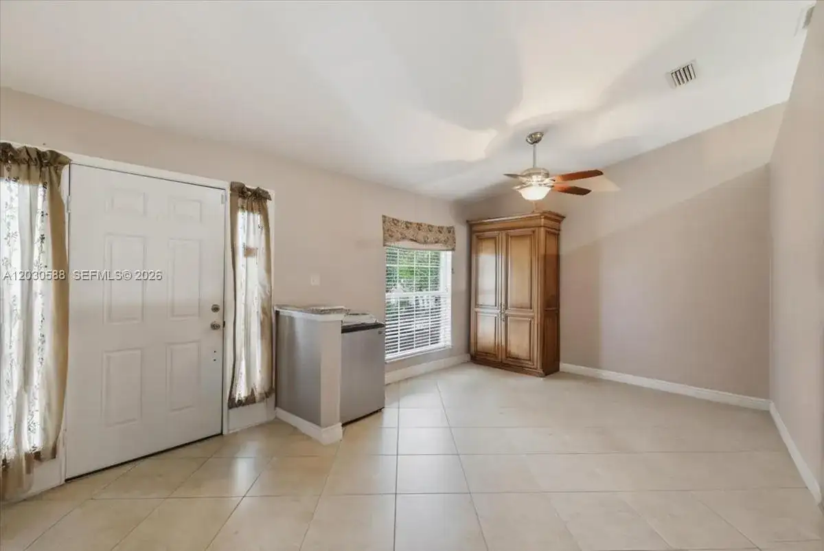 403 SW 28th PL, Cape Coral FL 33991 photo 5