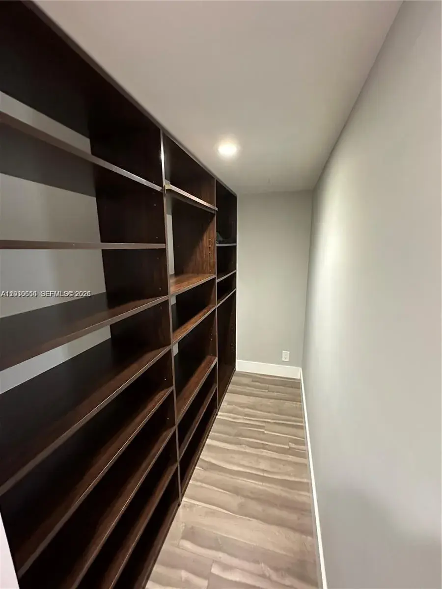 600 Three Islands Blvd # 705, Hallandale Beach FL 33009