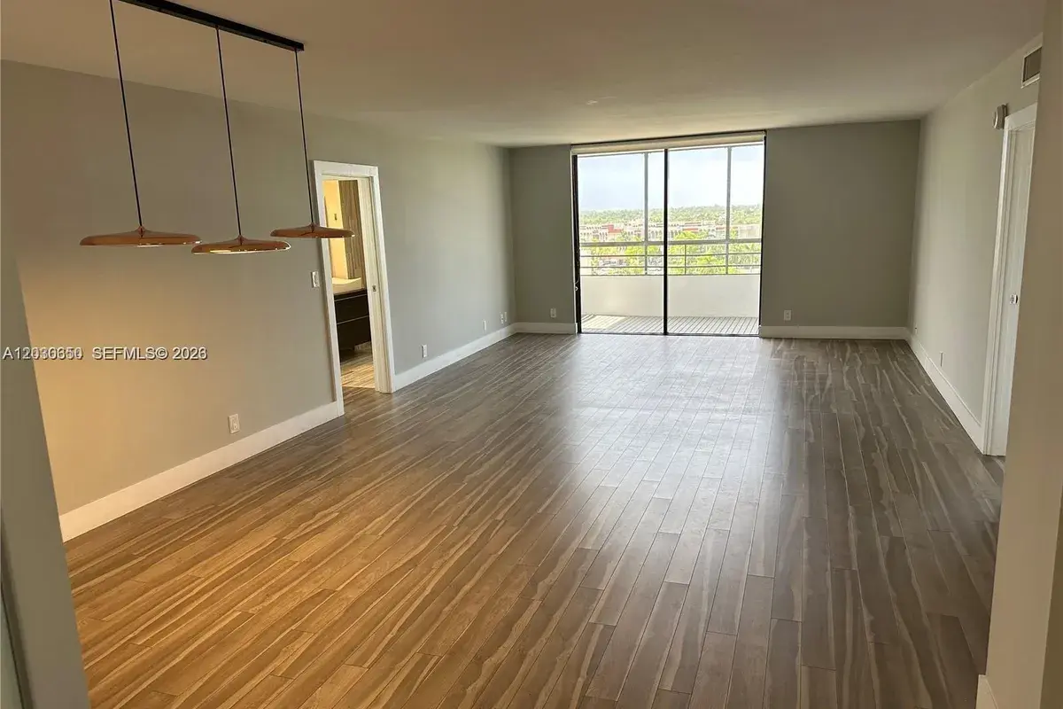 600 Three Islands Blvd # 705, Hallandale Beach FL 33009