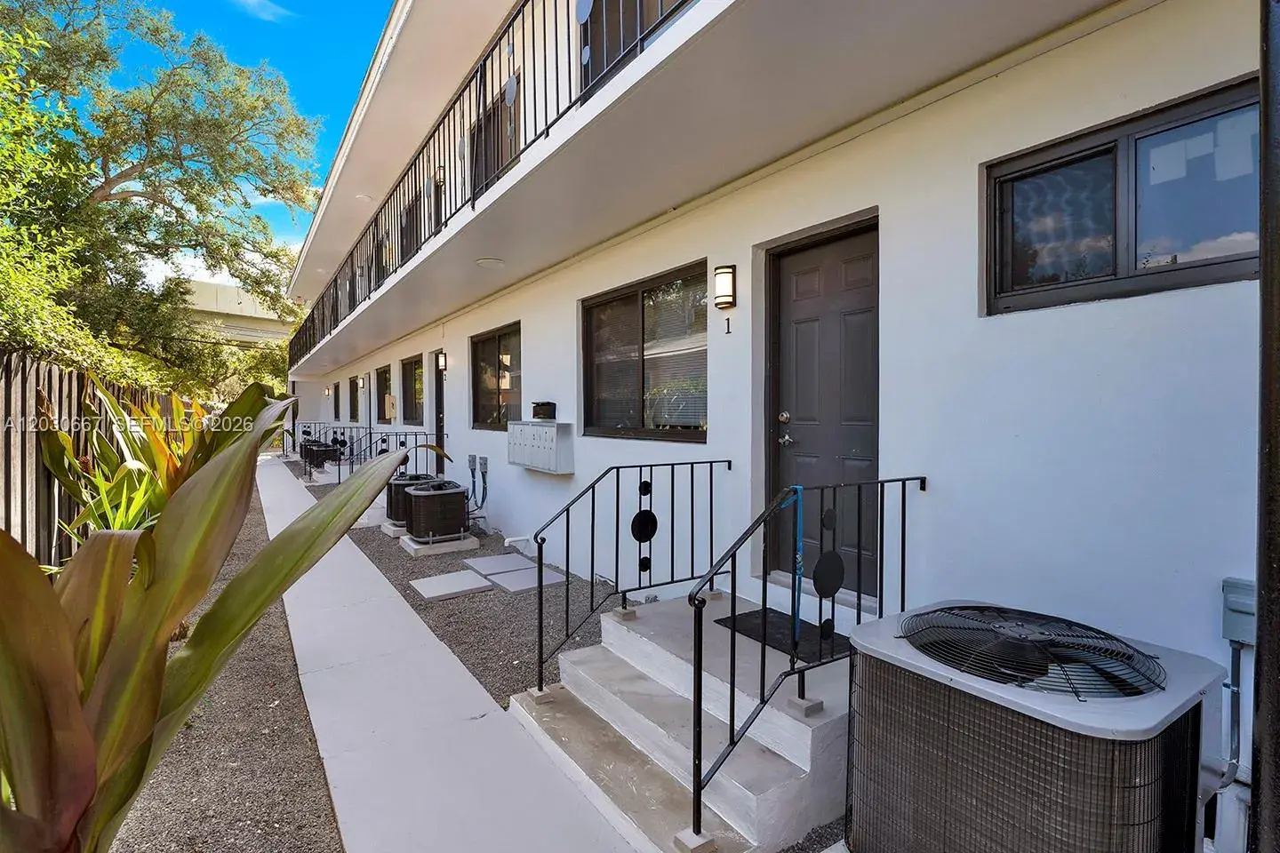 2150 SW 26th St # 3, Miami FL 33133