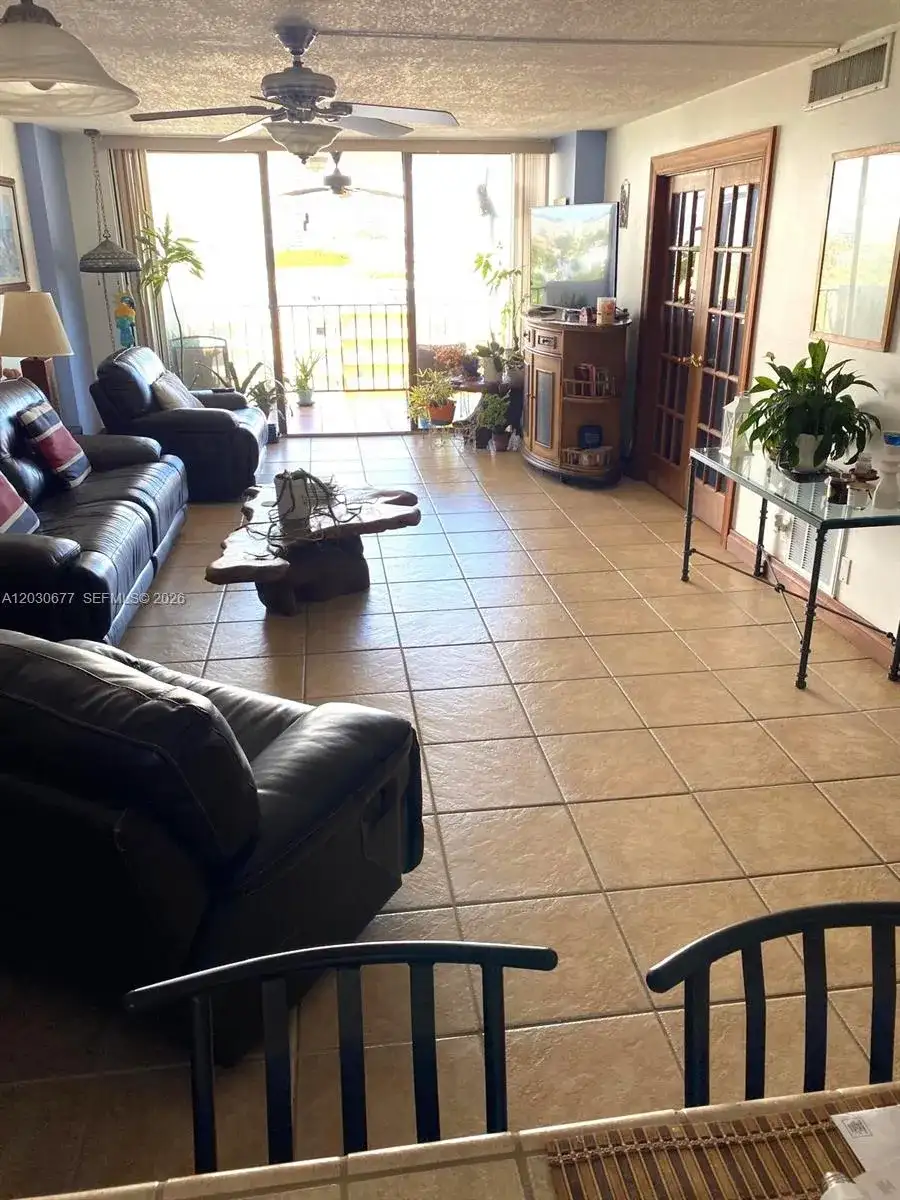 3545 NE 166th St # 908, North Miami Beach FL 33160 photo 3