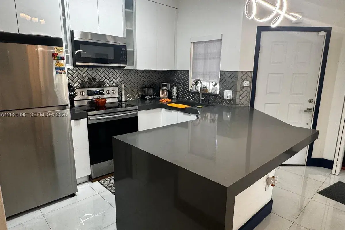 18306 NW 68th Ave # A, Hialeah FL 33015