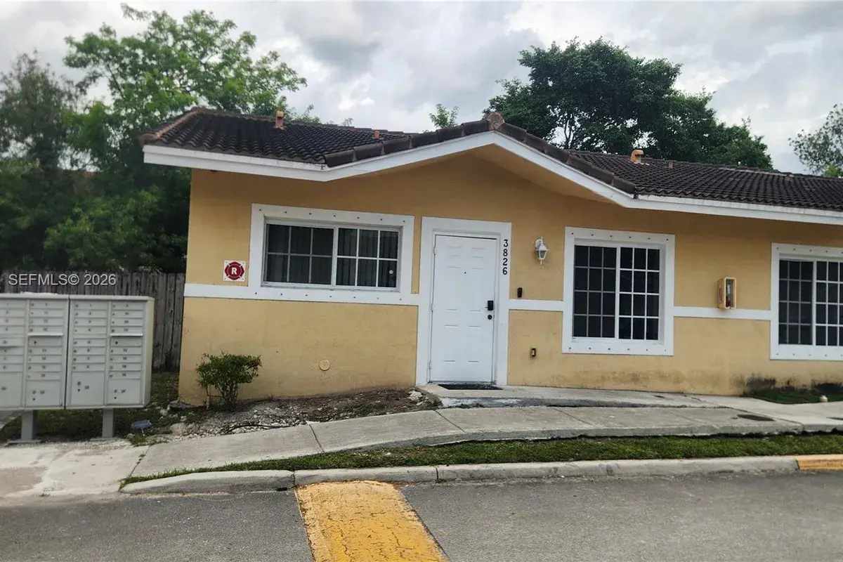 3826 SW 48th Ave # 3826, Hollywood FL 33023