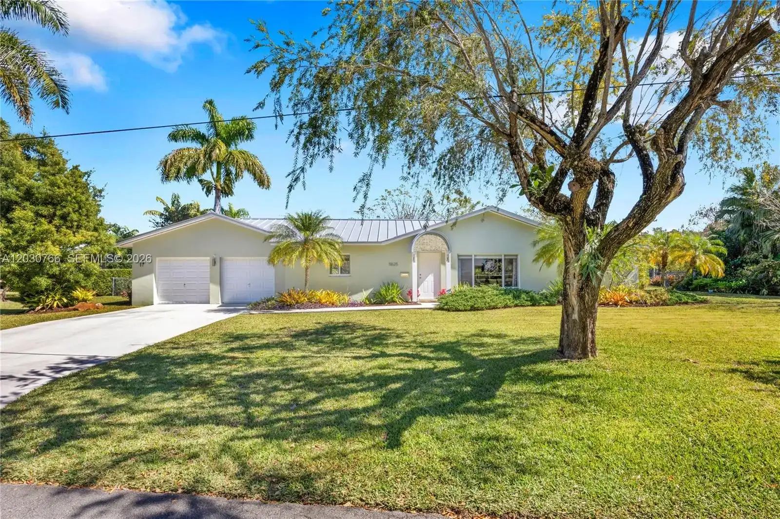 11625 SW 70th Ave, Pinecrest FL 33156