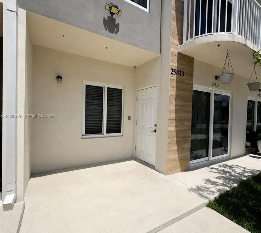 25813 SW 144th Ave, Homestead FL 33032