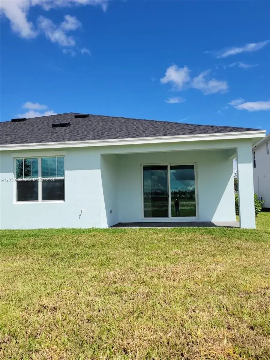 1689 Whistlegrass Ln # 1689, Loxahatchee FL 33470 photo 5