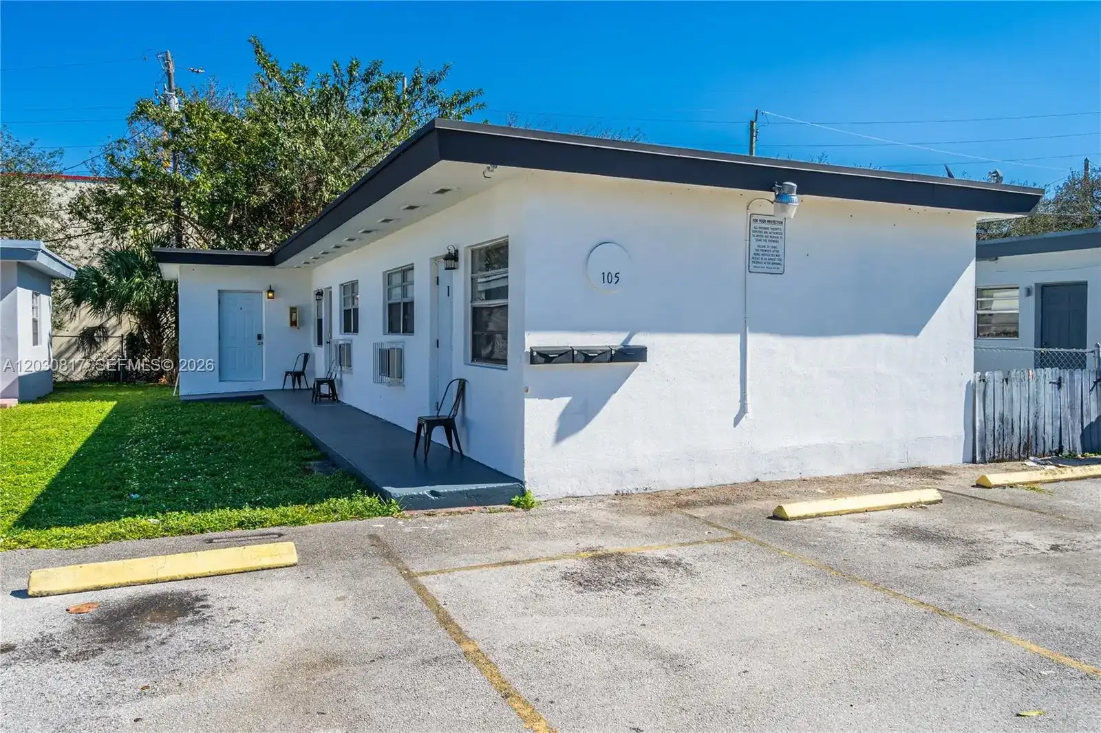 105 SW 5th Ct, Dania Beach FL 33004
