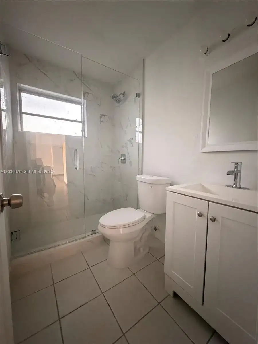 7250 SW 94th Pl # B8, Miami FL 33173 photo 2