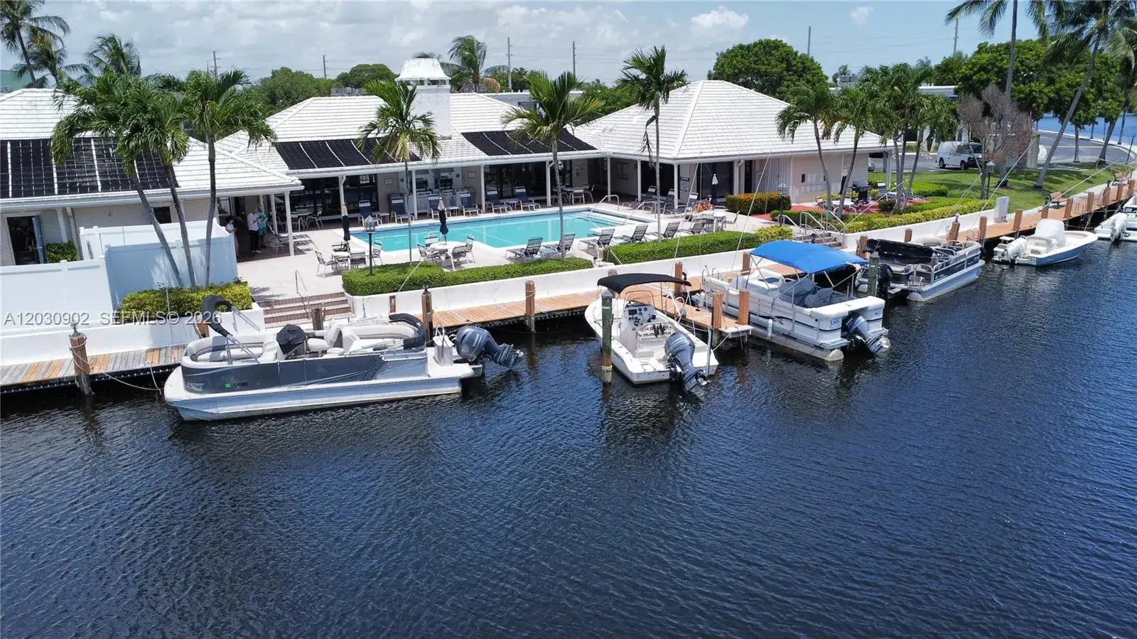 160 Cypress Club Dr # 608, Pompano Beach FL 33060