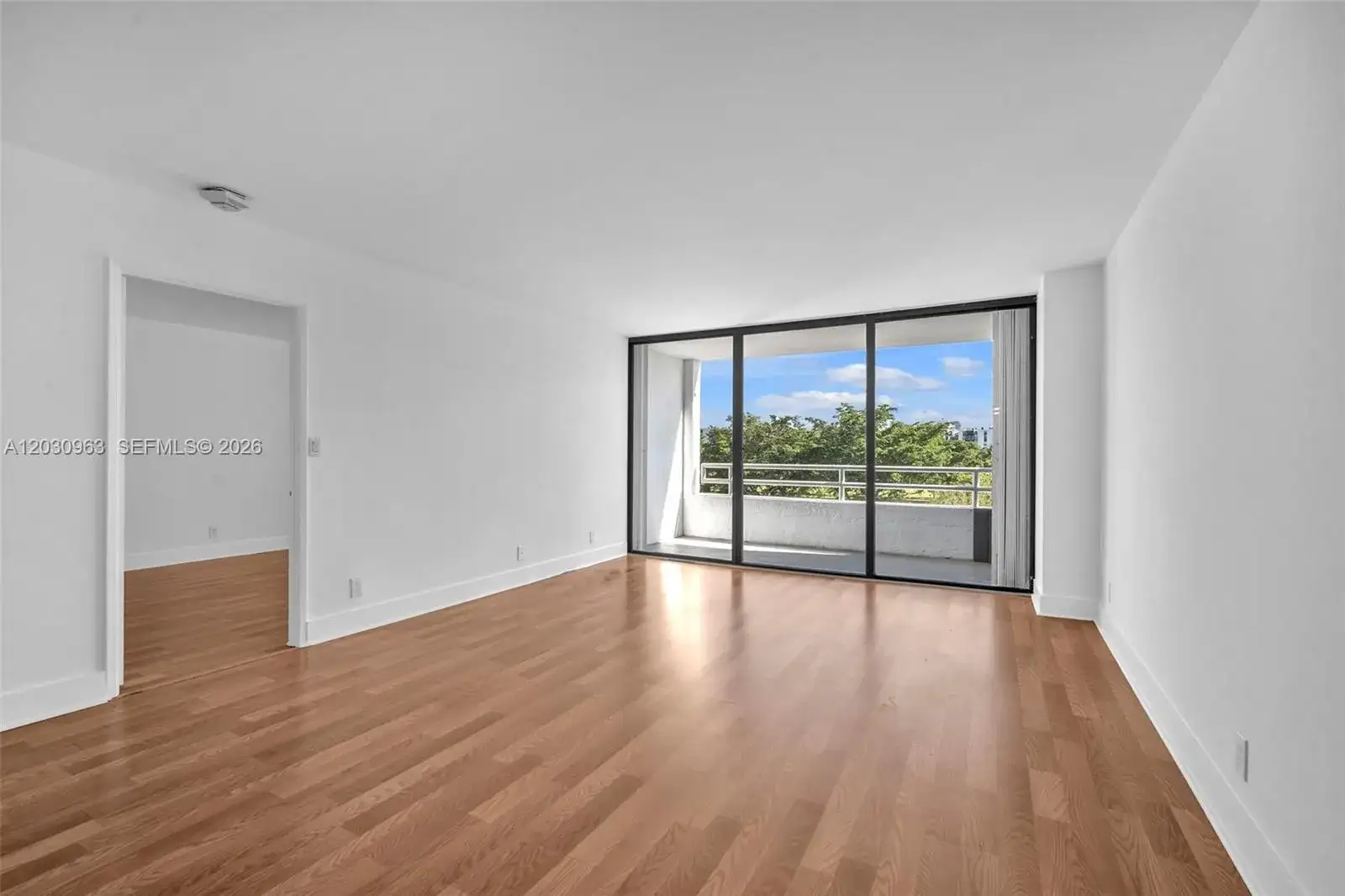 20355 NE 34th Ct # 421, Aventura FL 33180 photo 2