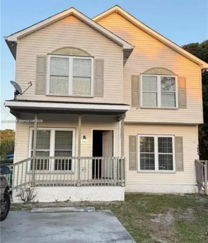 1742 SW 44th Ter, Fort Lauderdale FL 33317