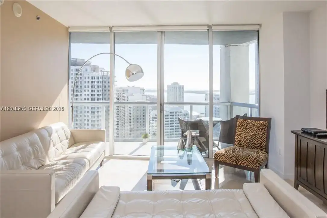 475 Brickell ave # 2707, Miami FL 33131 photo 3