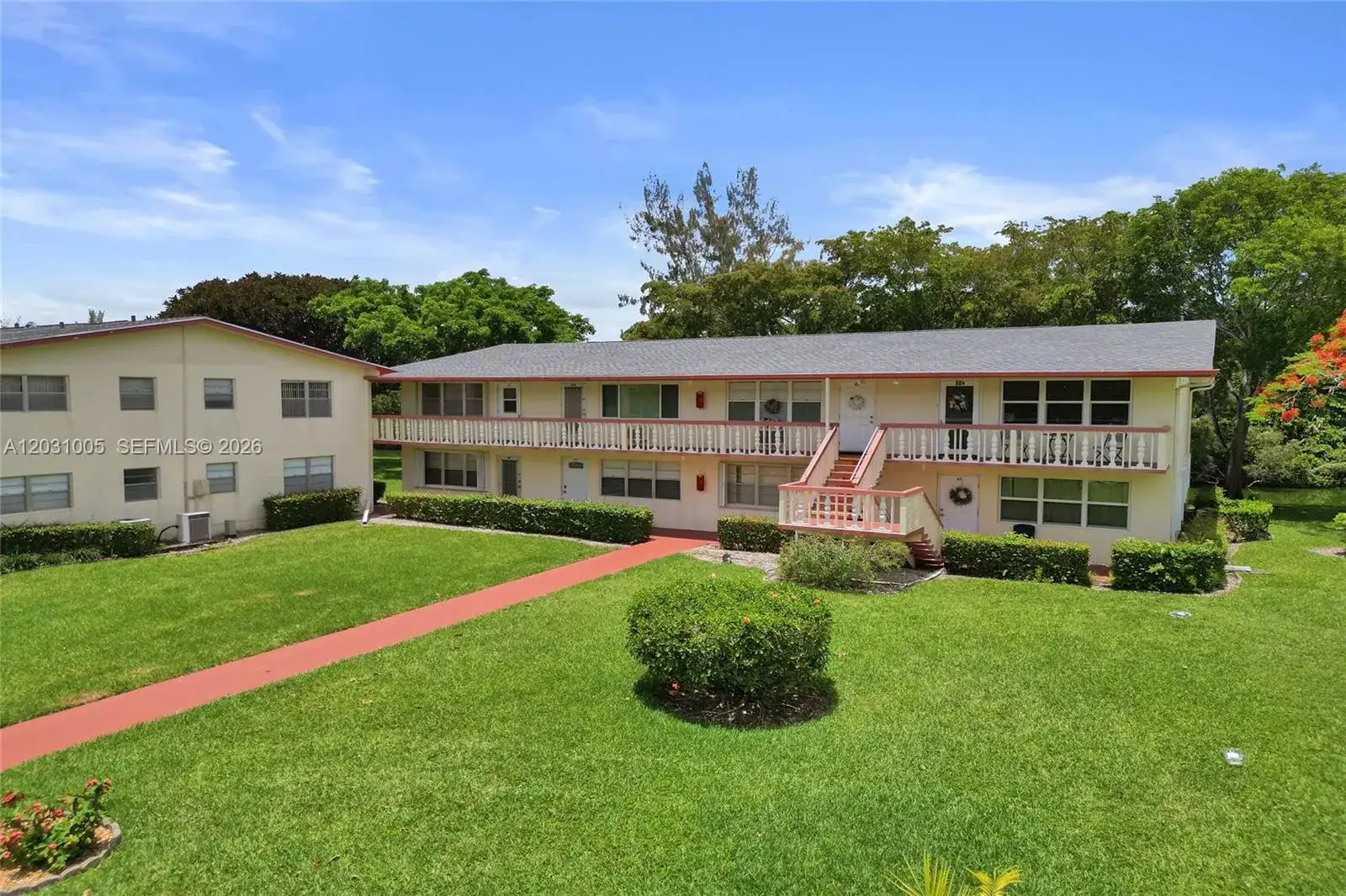 47 Camden # B, West Palm Beach FL 33417 photo 3