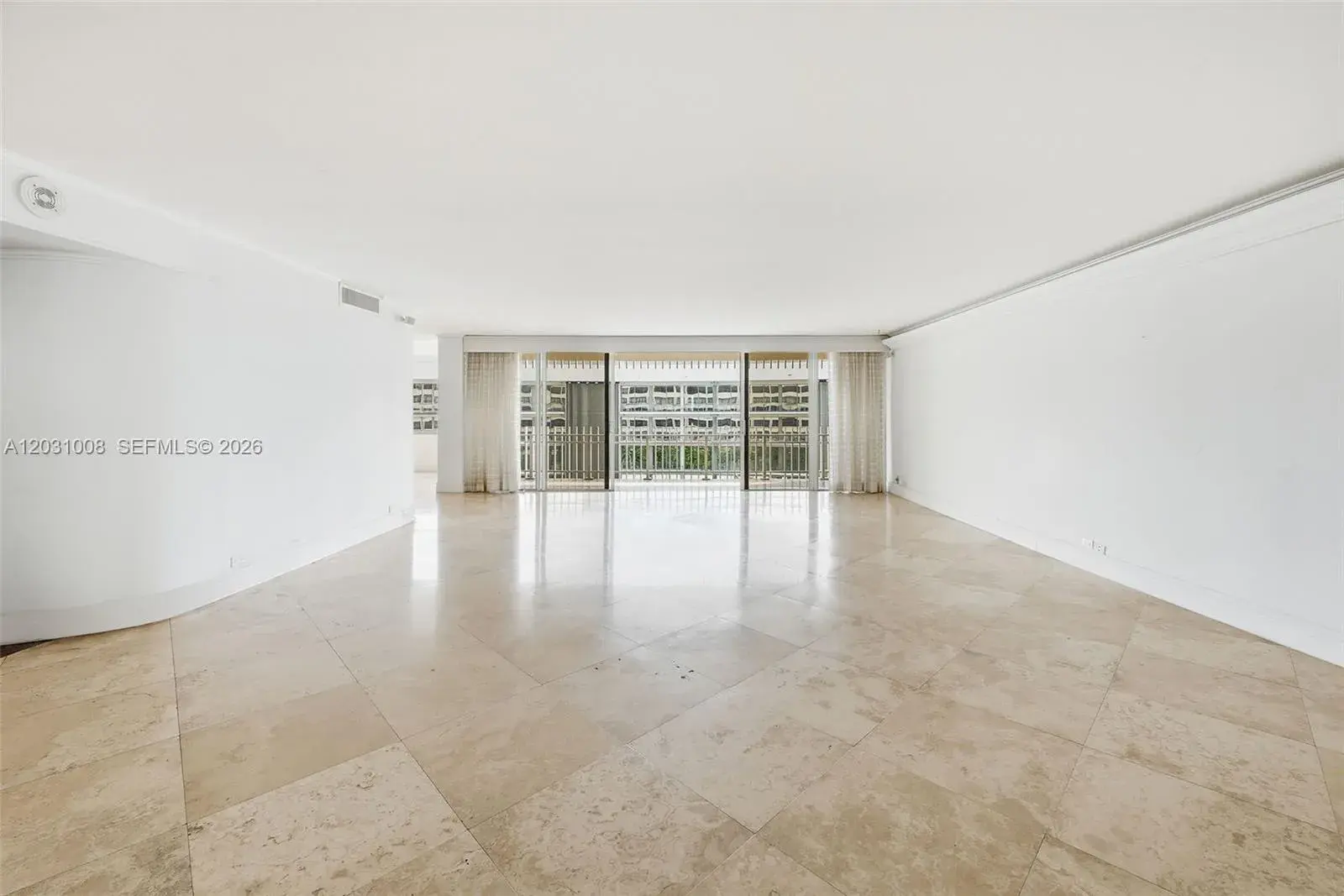 3 Grove Isle Dr # C605, Miami FL 33133