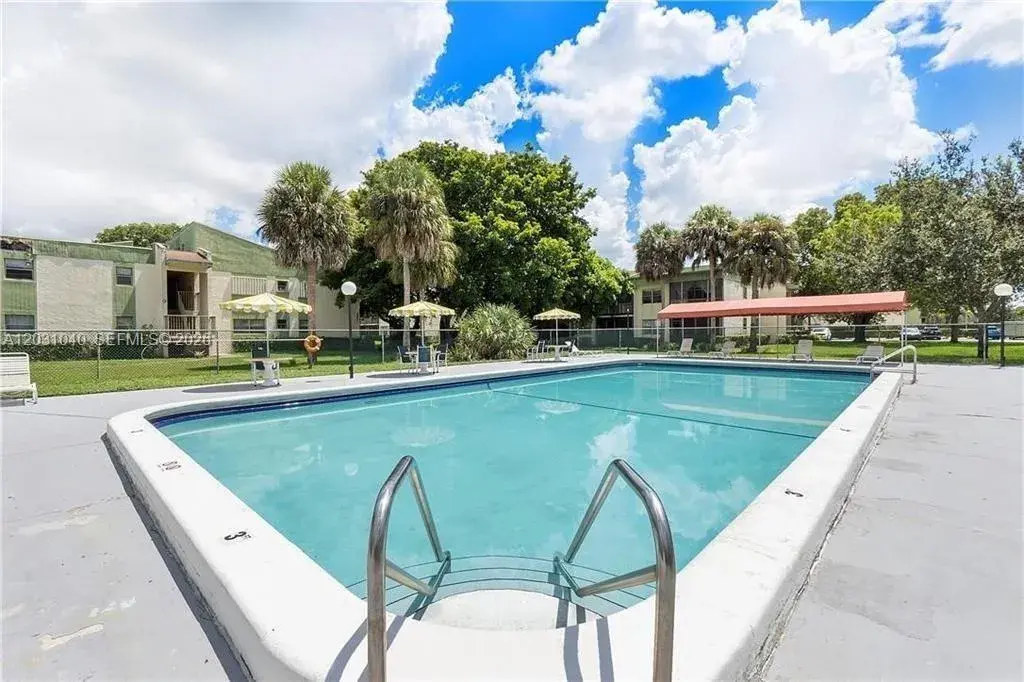 4276 NW 89 Ave # 102, Coral Springs FL 33065