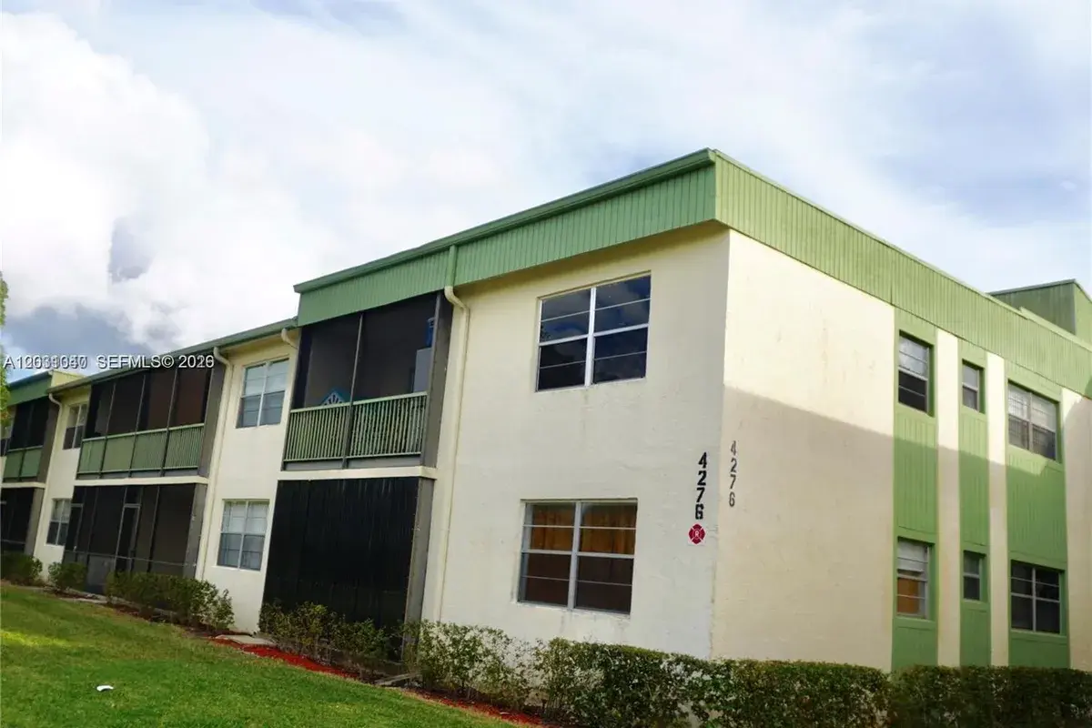 4276 NW 89 Ave # 102, Coral Springs FL 33065