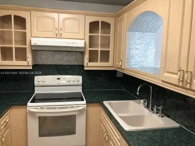 6230 SW 129 PL # 1210, Miami FL 33183 photo 2