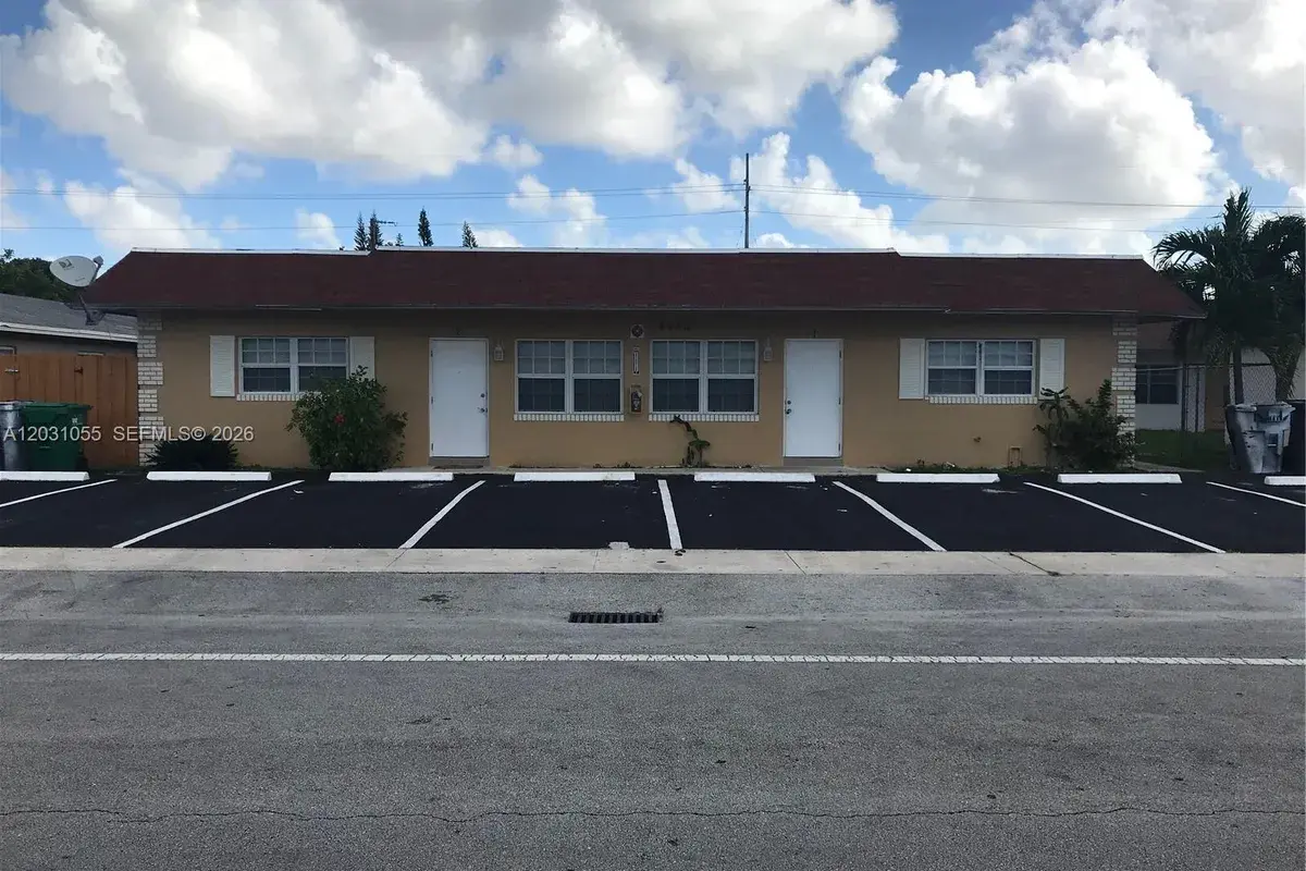 4260 NW 31st Ter, Lauderdale Lakes FL 33309