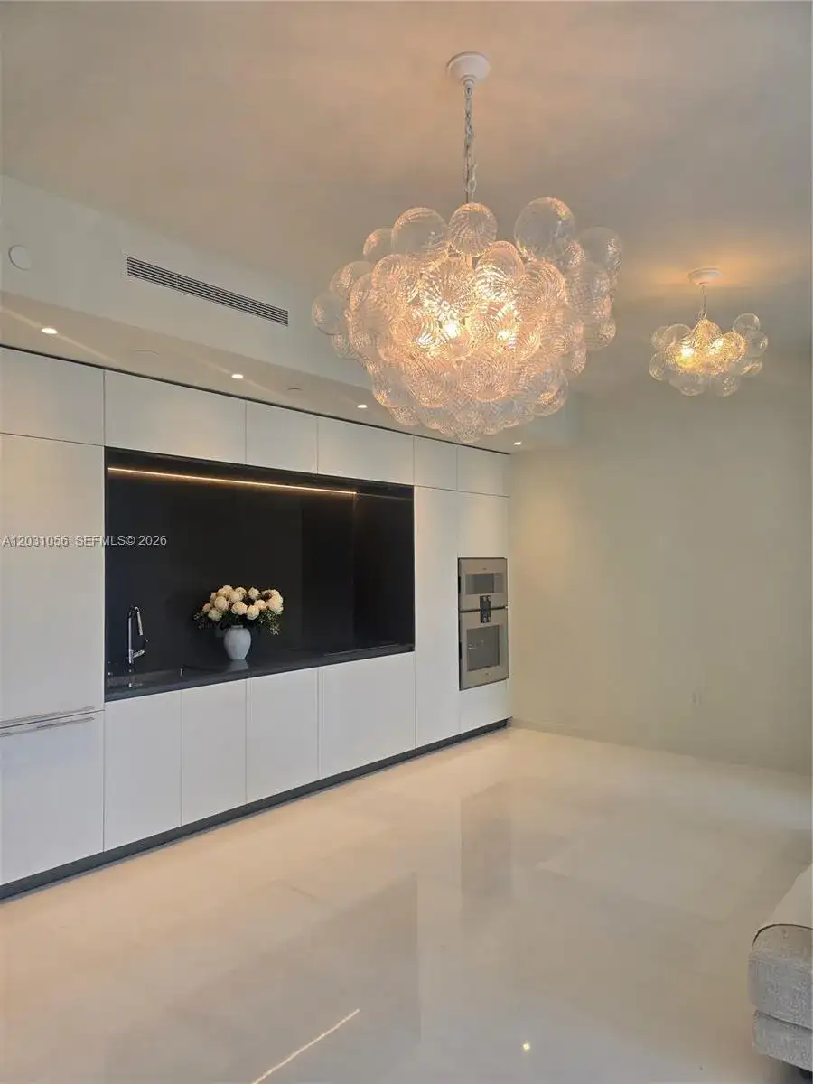 300 Biscayne Blvd Way # 2408W, Miami FL 33131 photo 4
