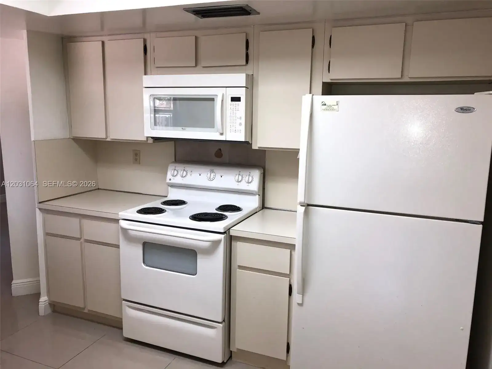 9082 SW 112 PL, Miami FL 33176 photo 3
