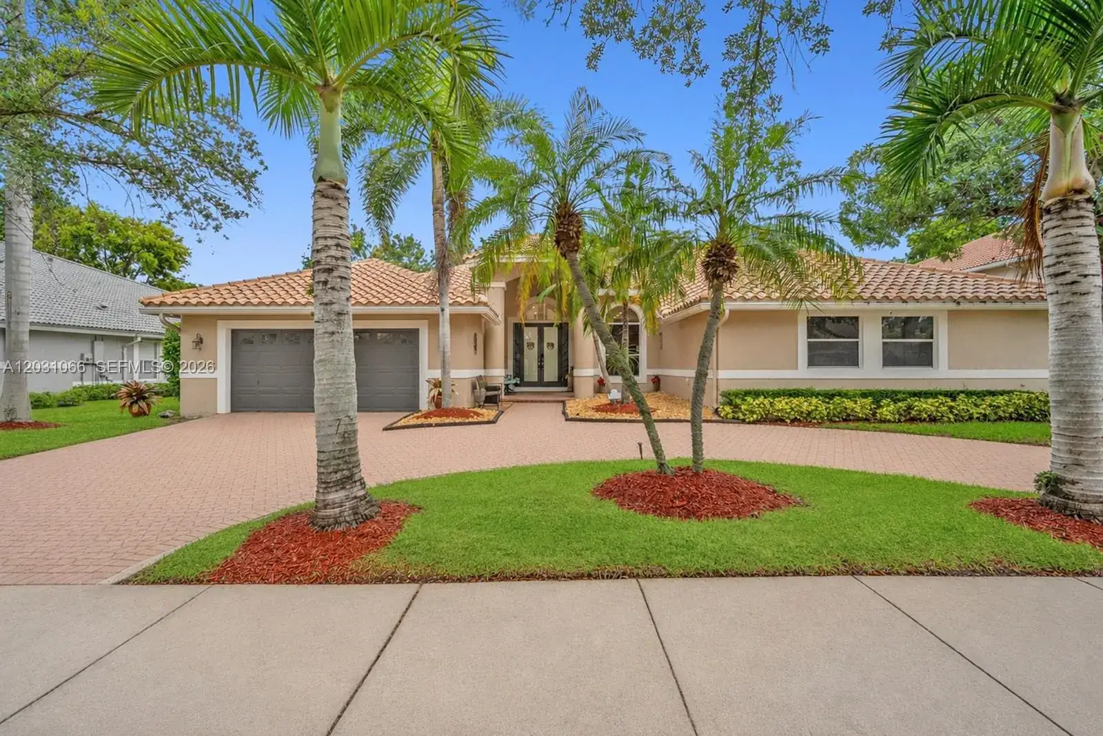 1776 W Eagle Trace Blvd W, Coral Springs FL 33071