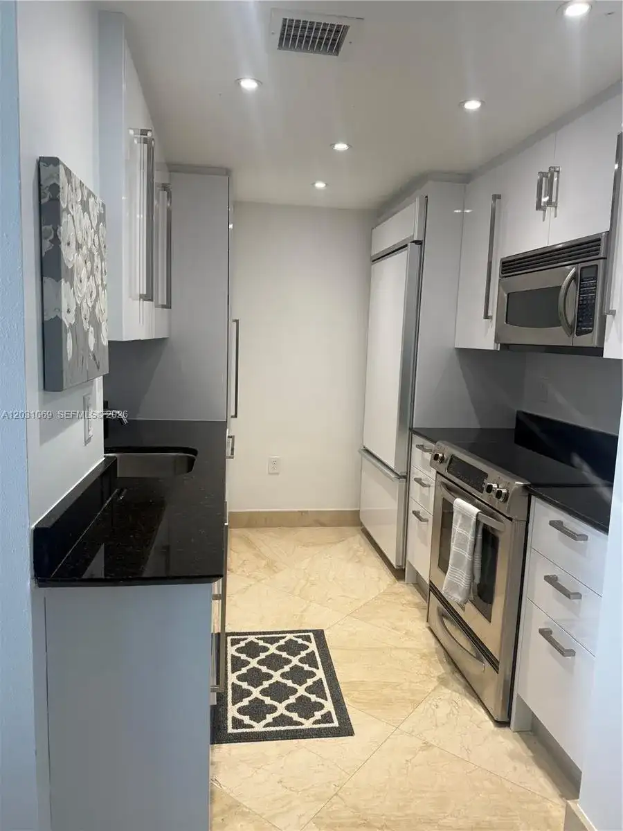 10275 Collins Ave # 1221, Bal Harbour FL 33154 photo 3